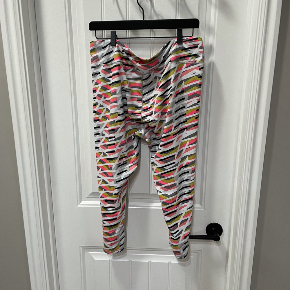 Fabletics Capri Workout Pants